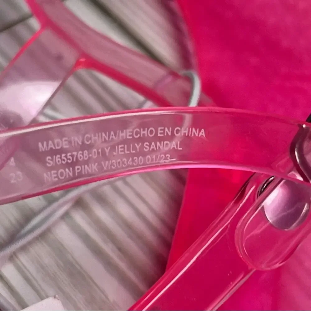 Old Navy Girl's Jelly  Neon Pink Ankle Strap Flat Summer Sandals Sz 4